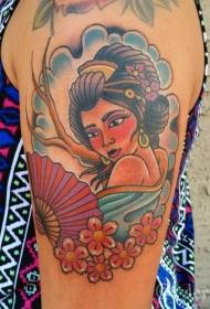 Brazo flores de cores fermosas e patrón de tatuaxe de muller fan