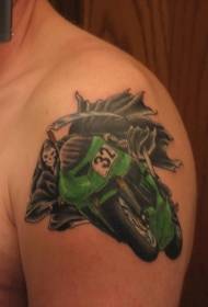 Шема на тетоважа на моторцикл со голема рака витез