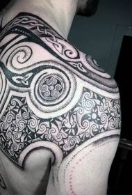 Sting štýl čierneho totemového ramenného tetovania