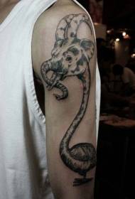 Велика рука весело чорний гусак і слон поєднання татуювання візерунок