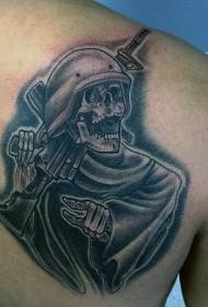 Vienkāršs karikatūras melno pelnu karavīra tetovējums