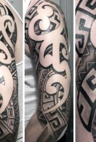 Ongewone zwart-wit verschillende tribal ornamenten tattoo ontwerpen