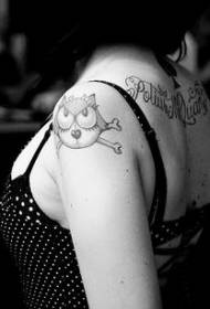Shoulder cartoon felix cat and bone tattoo pattern