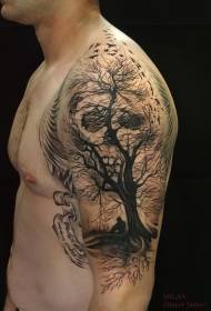 Groot arm en skouer dromerige boom uil voël tatoo patroon