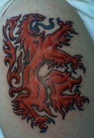 Leu monstru roșu mare cu model de tatuaj cu limbă albastră