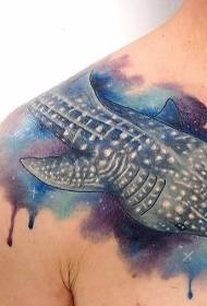 Pečių akvarelės stiliaus gražus ryklio tatuiruotės raštas