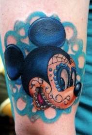 墨西哥风格卡通米老鼠和蓝色花纹纹身图案