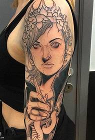 Skulder sting line kvinne tatoveringsmønster