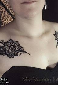 Shoulder floral tattoo pattern