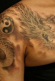 Appreciation of shoulder shawl dragon and Taiji tattoo works