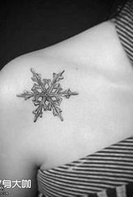 Pola tattoo snowflake pola