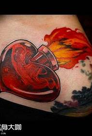 Shoulder red heart tattoo pattern