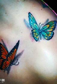 Плече татуювання метелик візерунок