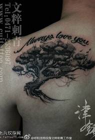 Rameno velké borovice tetování vzor