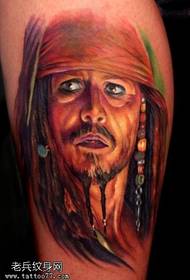 Sorbalda pirata kapitainaren tatuaje eredua