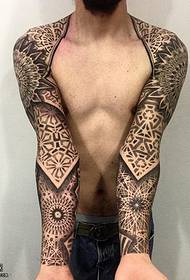 Класичний візерунок татуювання хустки шалі