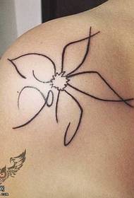 Shoulder flower line tattoo pattern