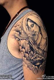 Amabilità di u mudellu di tatuatu di a Madonna