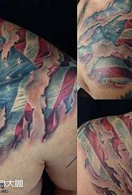 Modèle de tatouage d'épaule drapeau américain