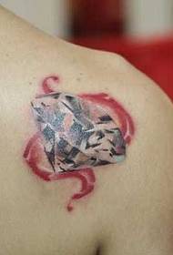 Shoulder realistic diamond tattoo pattern