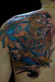 Na ramenu leđa boja zvijer lignje tetovaža uzorak