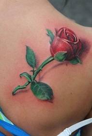 Тренд за ножеви за рамо за убавина класична шема на тетоважи со роза