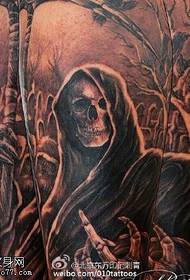 Patrón de tatuaxe de morte do inferno do ombreiro