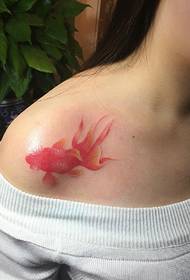 Миризлива рамо мала свежа девојка шема за тетоважа