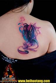 Modèle de tatouage d'épaule violet vif magnifique elfe