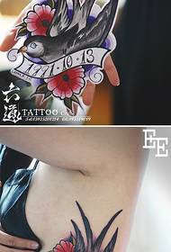 Watercolor tawada fure shuɗi tsarin tattoo