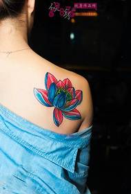 Simple color lotus shoulder tattoo picture