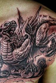 Cilvēka pleca valdonīgais laimīgā dieva zvēra tetovējuma attēls