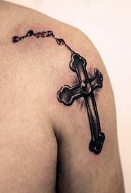 Личность плеча мода красивый вид татуировки картины крест