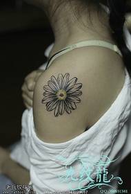 Simpleng pattern ng tattoo ng bulaklak ng bulaklak ng atmospheric sunflower