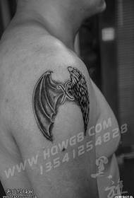 Shoulder wings tattoo pattern