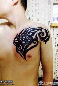 Shoulder sun totem tattoo pattern