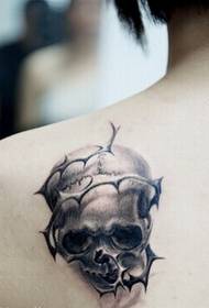 Girl shoulder HD classic skull tattoo picture