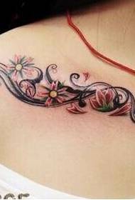 Pure girl shoulder sexy beautiful HD flower vine tattoo picture
