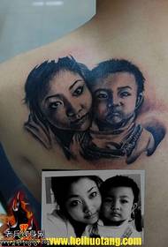 Skulder super elsker kone og barn tatoveringsmønster