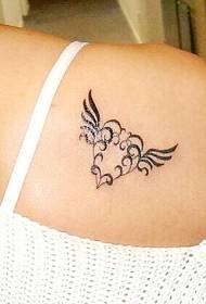 Girls' beautiful and fresh heart-shaped wings tattoo pattern pictures