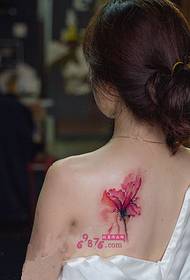 Gražus krokuso grožio pečių tatuiruotės paveikslėlis