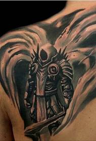 Boy shoulder domineering robot tattoo pattern picture picture