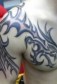 ბიჭები ლამაზი მხრის ჩამოკიდებული dragon ფიგურა tattoo სურათები
