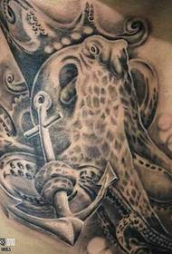 kalmāra tetovējuma raksts