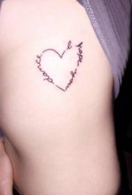 Beubeur berbentuk jantung nganggo cangkéng tato Girl Awéwé kalayan sabuk ngawangun jantung nganggo gambar tato Inggris