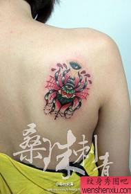 Krásné rameno barva krásné tetování tetování tetování
