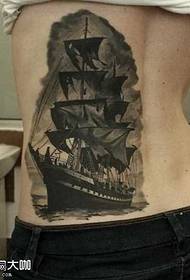 struk veliki brod tetovaža uzorak