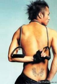 star Nicholas Tse taille wjukken tattoo patroan