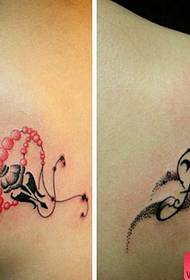 Tattoo-show, advisearje in tatoetepatroon foar skouders