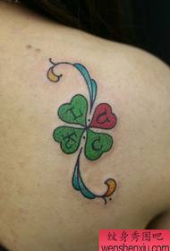 Beauty shoulder color four-leaf clover tattoo